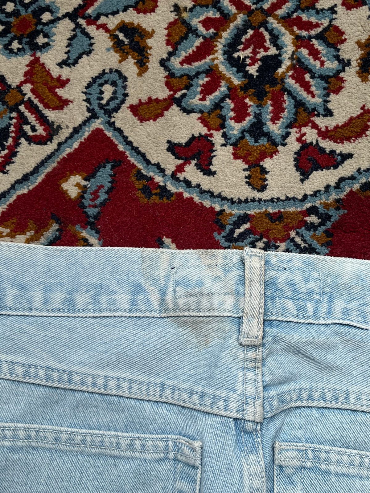 Vintage Wrangler Model 2000 High Rise Straight Fit Heavyweight Light Washed JEANS - 30