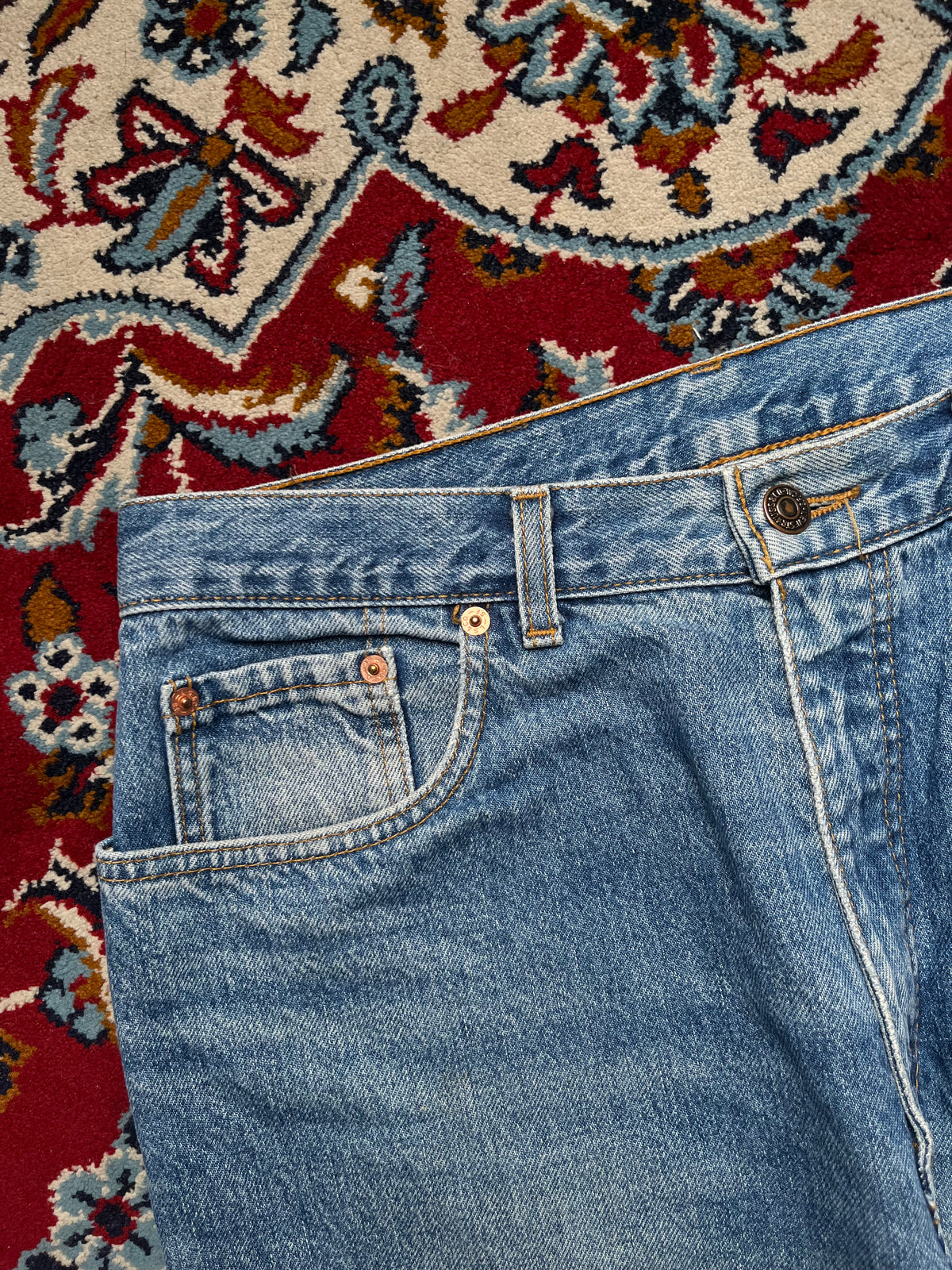 Vintage Levis 726 Orange Tab Medium Washed JEANS - 32