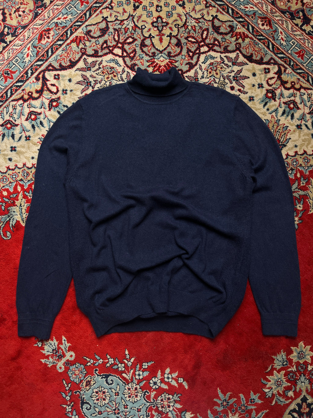 Olzen Navy Blue Cashmere Knit Turtleneck Sweater - L