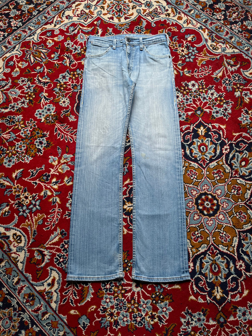 Levi's Red Tab Light Washed Relaxed Bootcut JEANS - 30