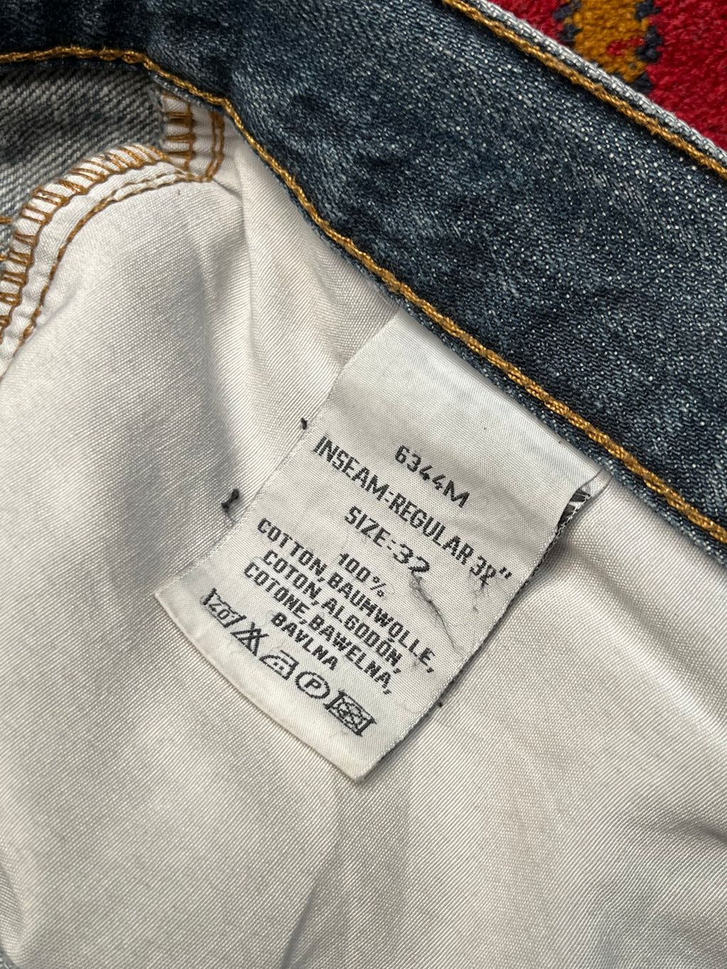 Vintage Blend Distressed Washed Bootcut Jeans - 34