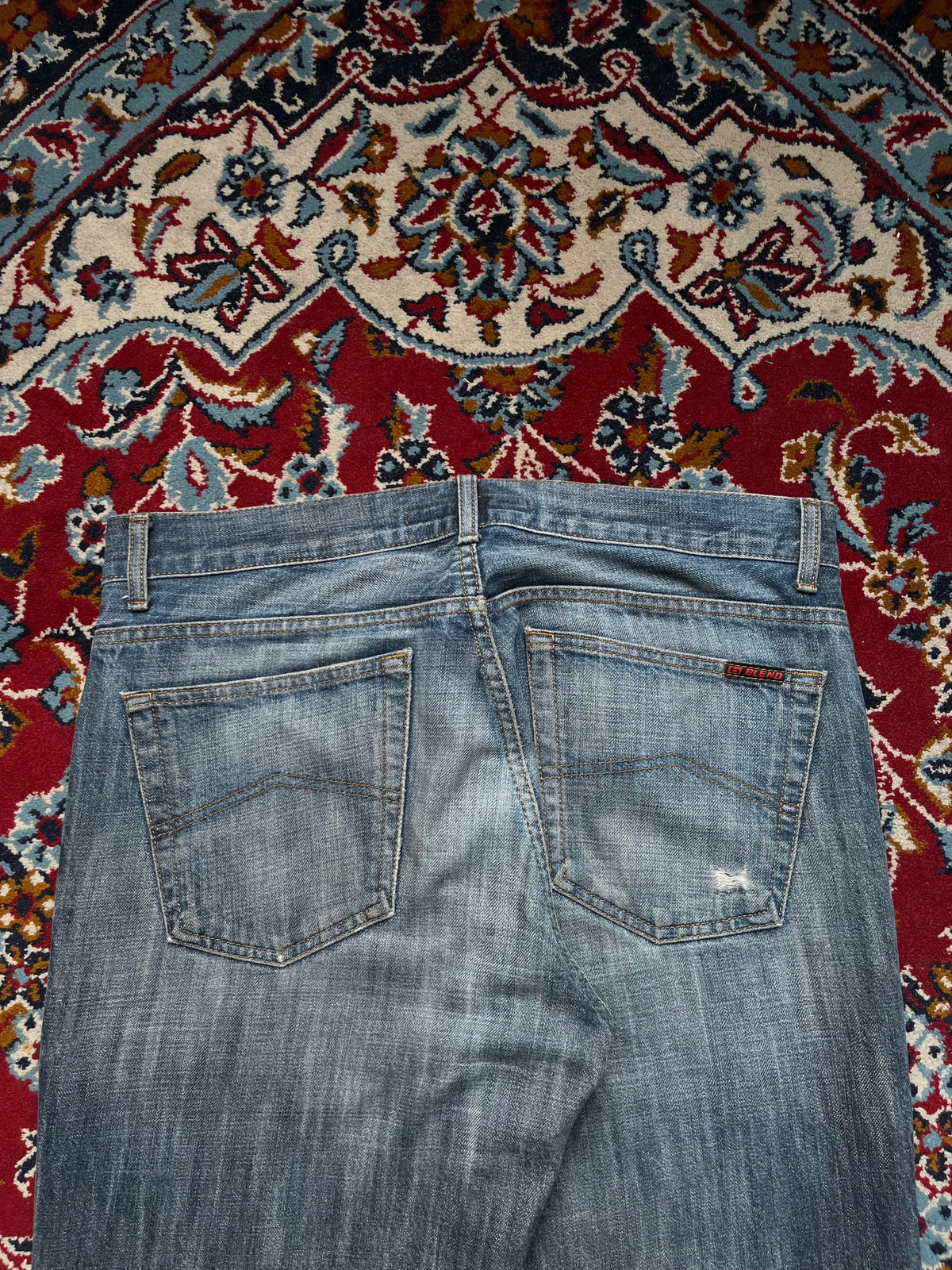 Vintage Blend Distressed Washed Bootcut Jeans - 34