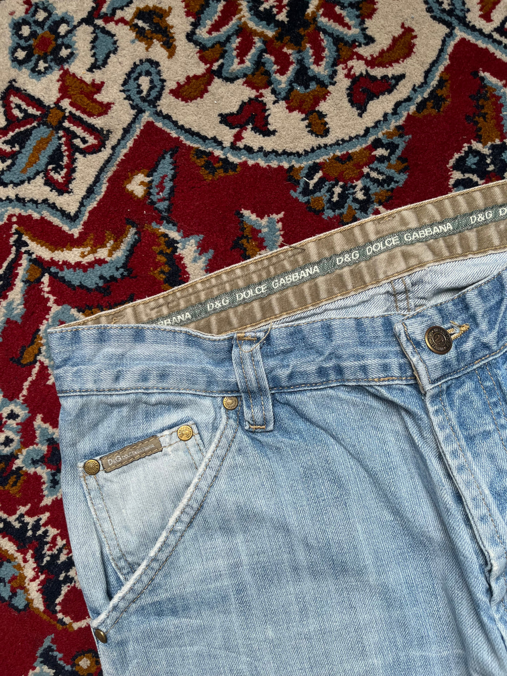 Vintage D&G Dolce & Gabbana Light Washed Jorts - 32