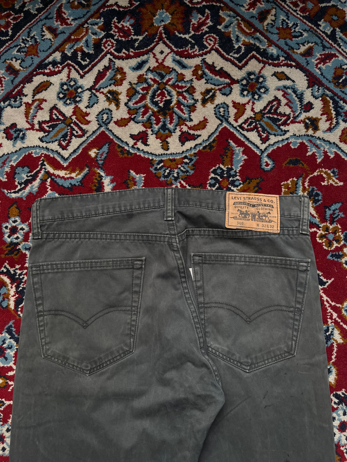 Levi's 505 Regular Straight Fit Faded Charcoal Grey JEANS - 32