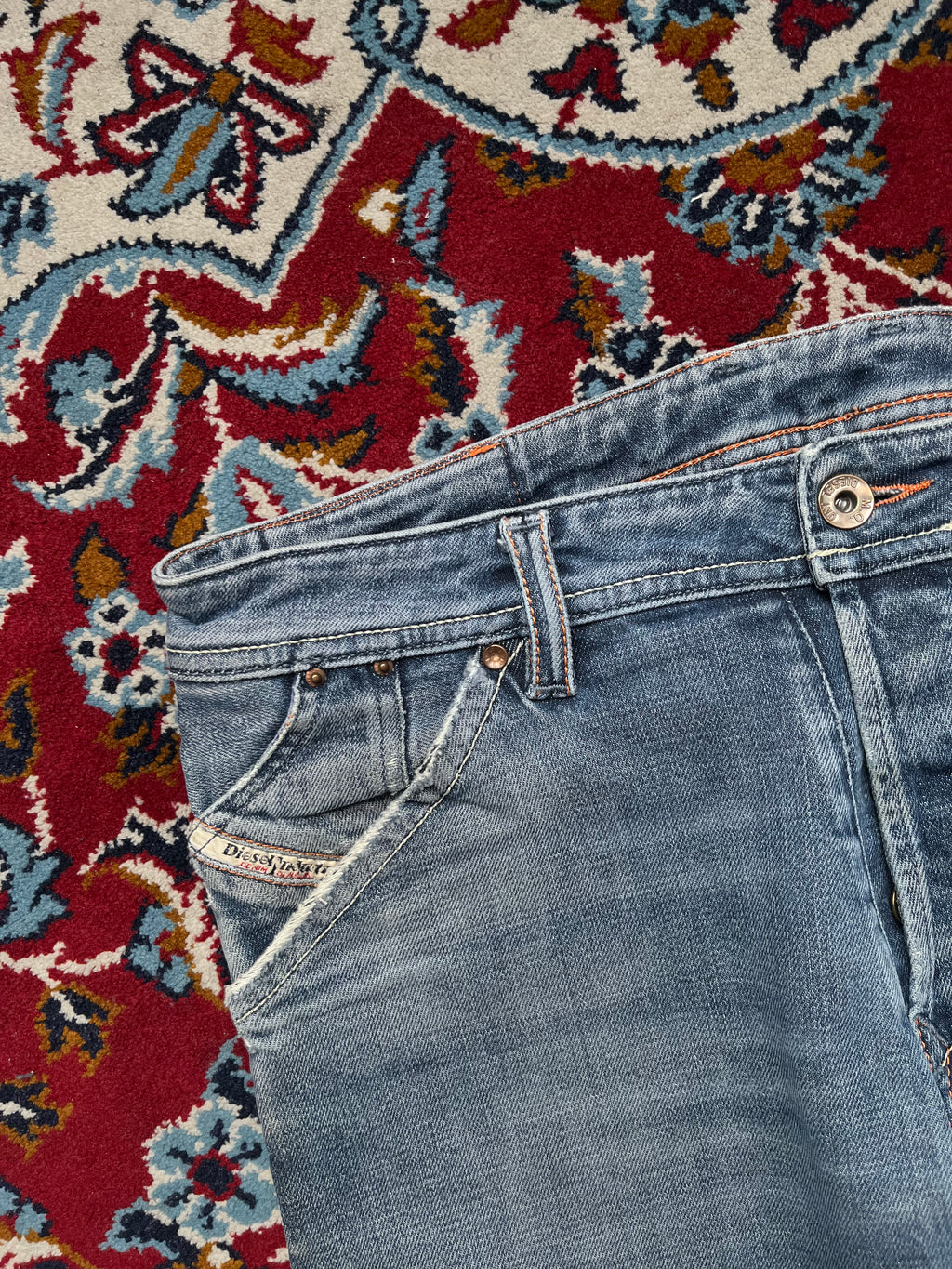 Diesel Braddo 008GP Light Washed Denim JEANS - 32