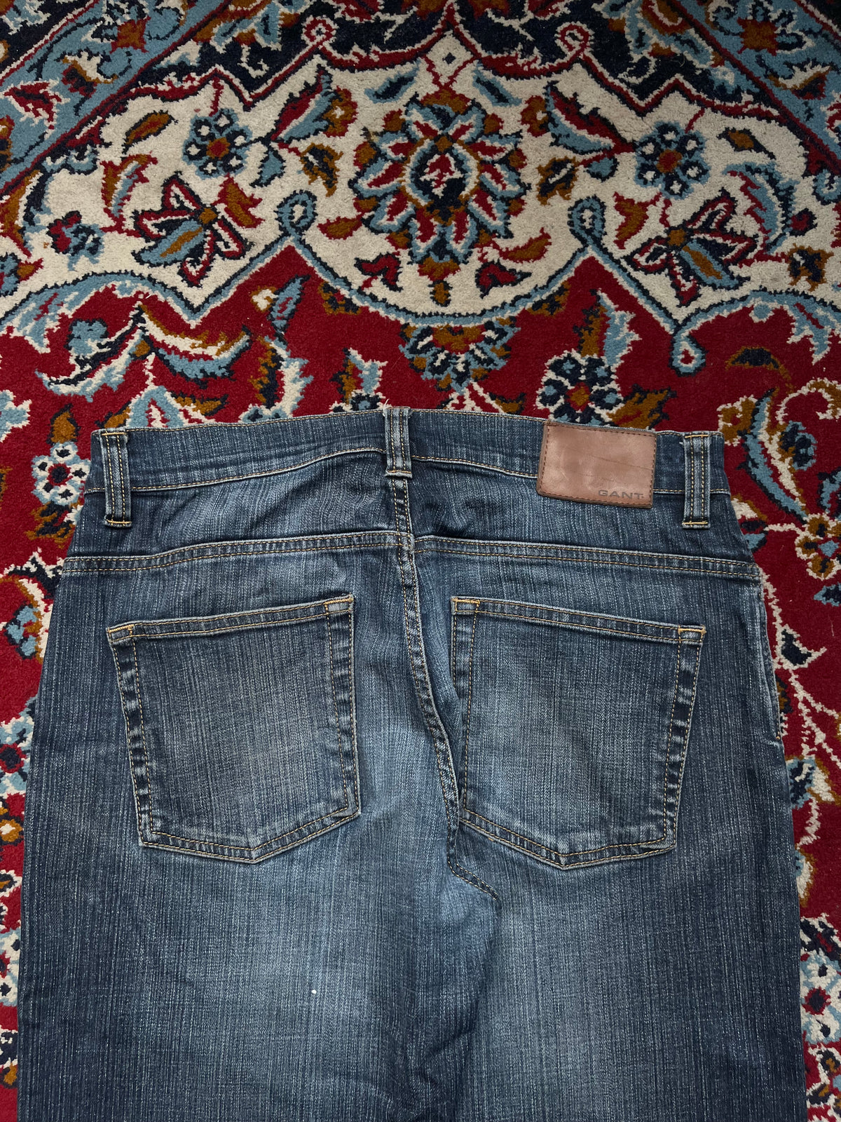 GANT Tyler Straight Fit Medium Washed JEANS - 32