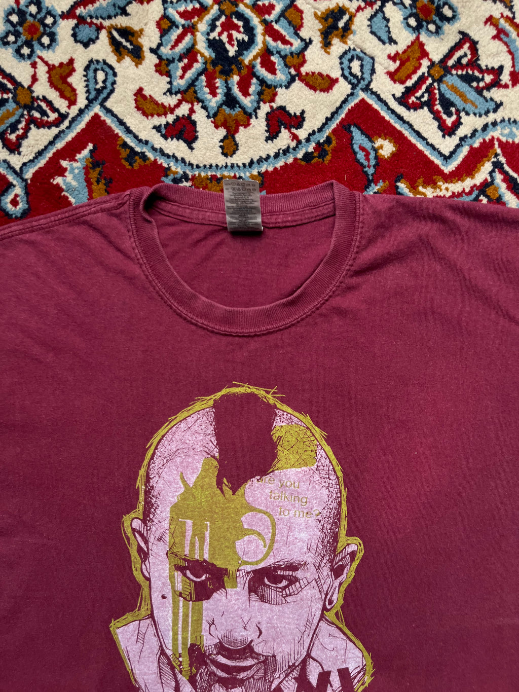 Vintage Gildan Maroon Graphic TEE - M