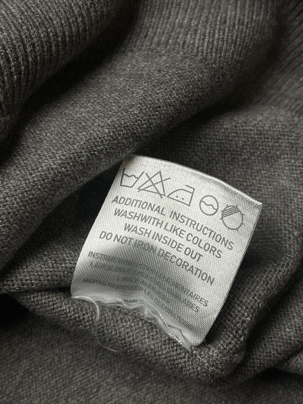 GENTLECOVER Heather Grey Fine Knit Crewneck Sweater - S