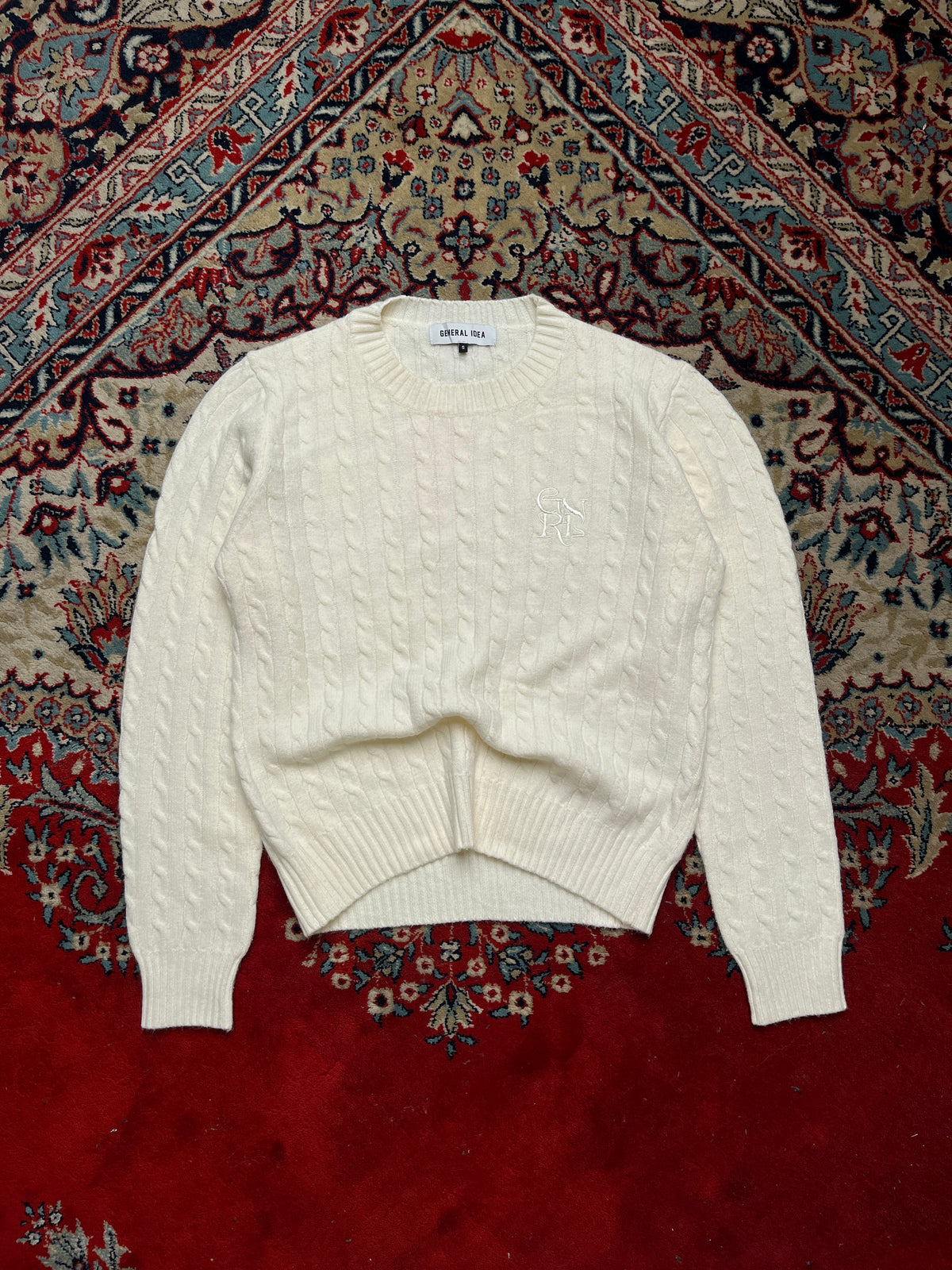 GENERAL IDEA Off-White Cable Knit Crewneck Sweater - M
