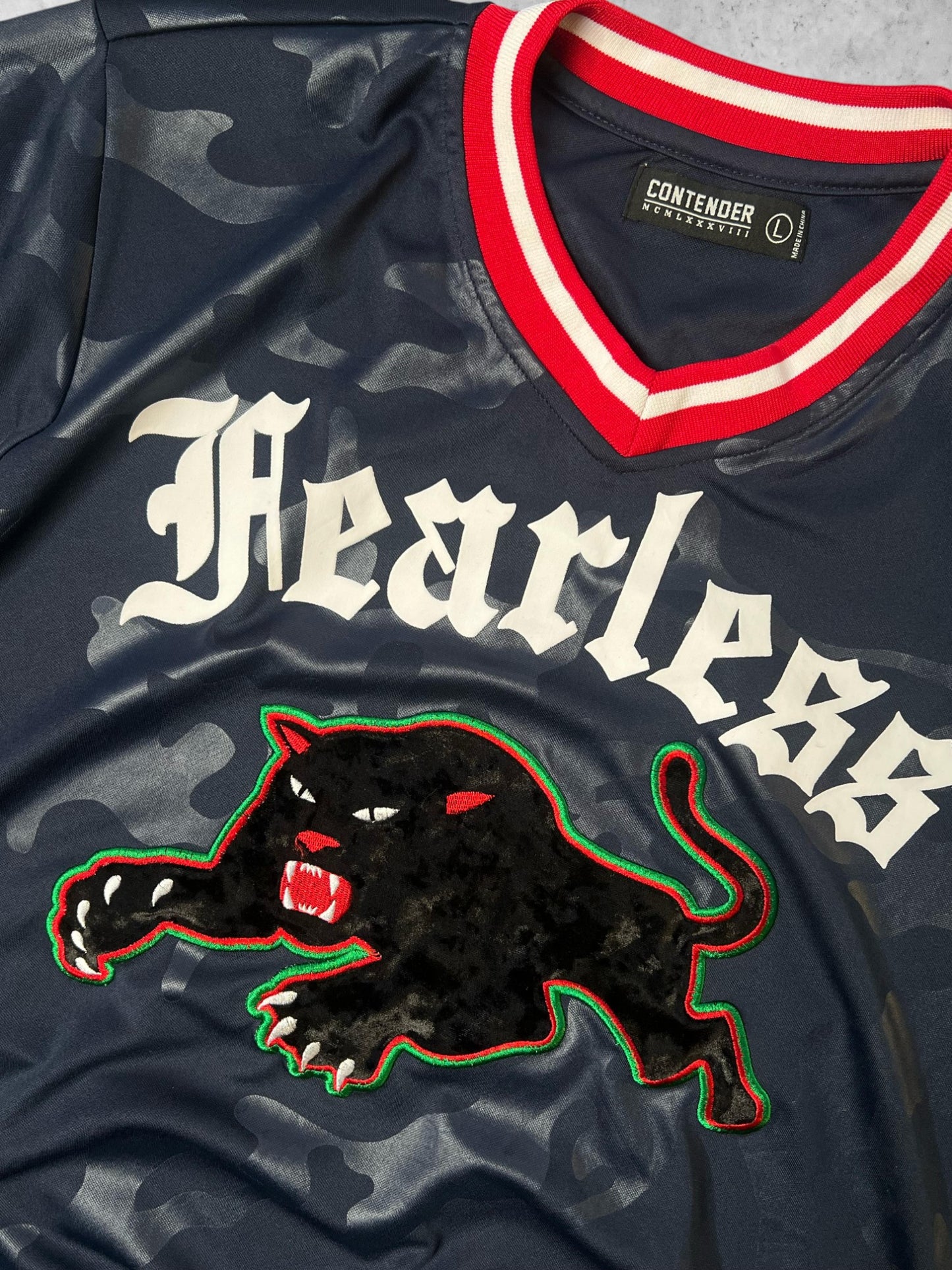 CONTENDER LOGO EMBROIDERED Tee