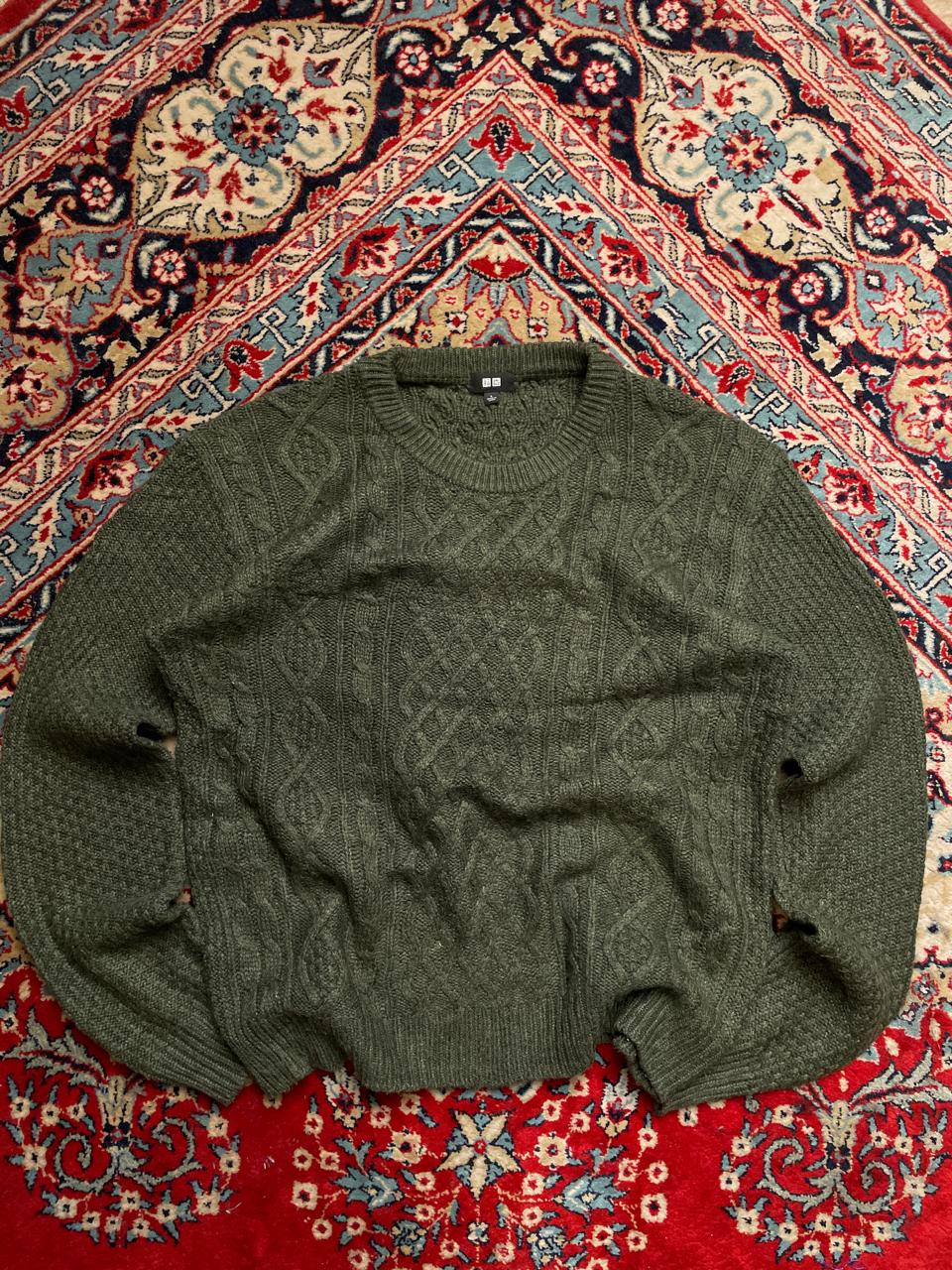 Uniqlo KNITTED TEXTURED SWEATER