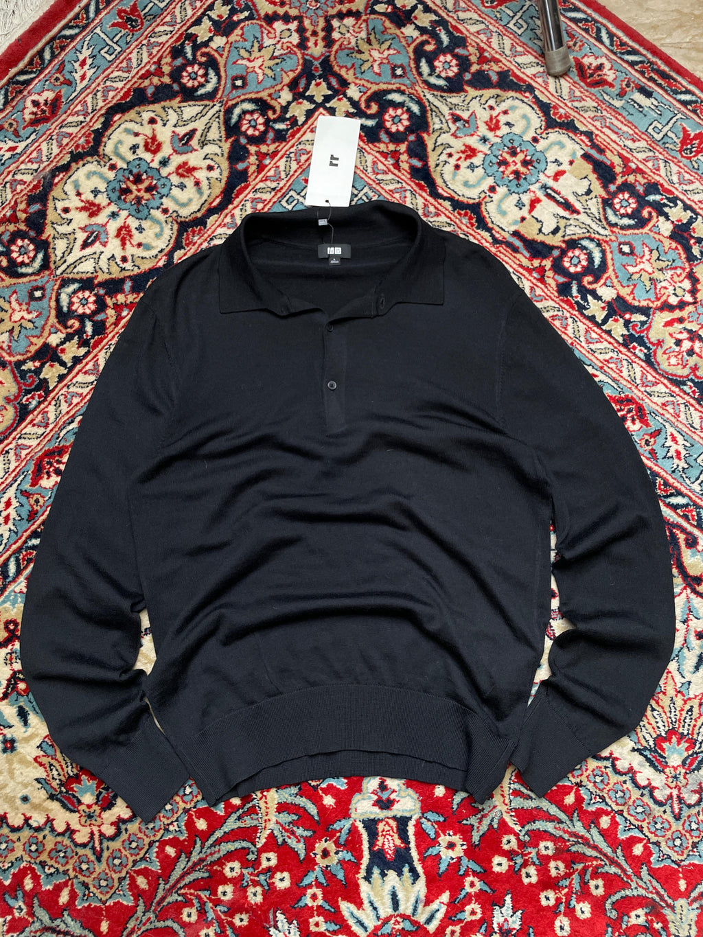 UNIQLO SLIM FIT SWEATER
