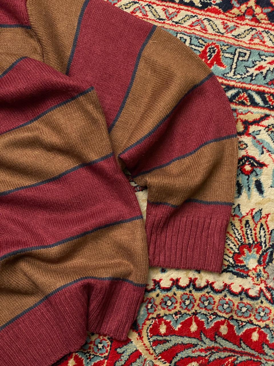 WHO.A.U VINTAGE RELAXED FIT SWEATER