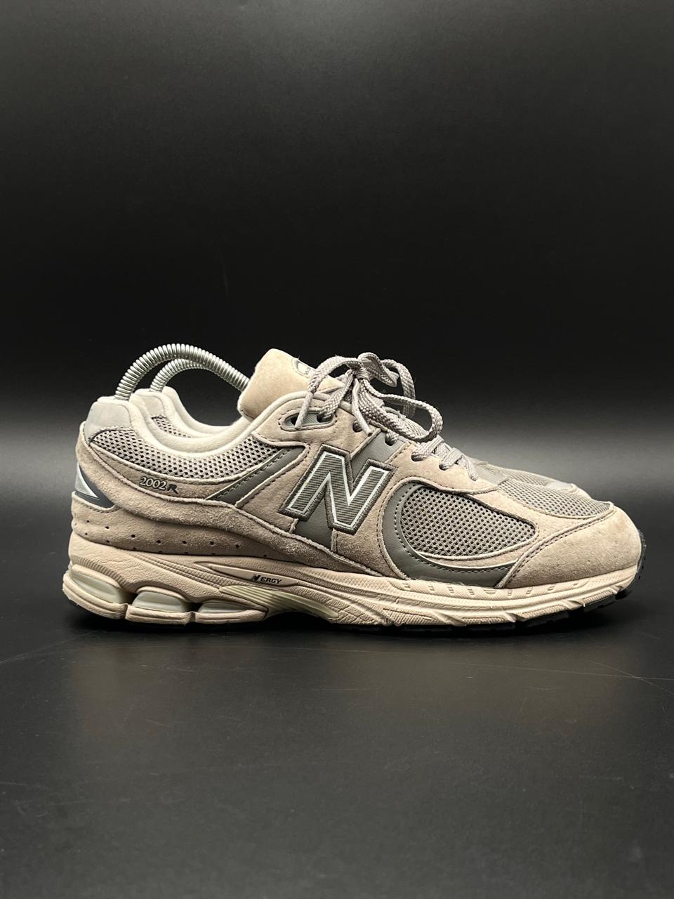 New Balance 2002R light gray-marblehead
