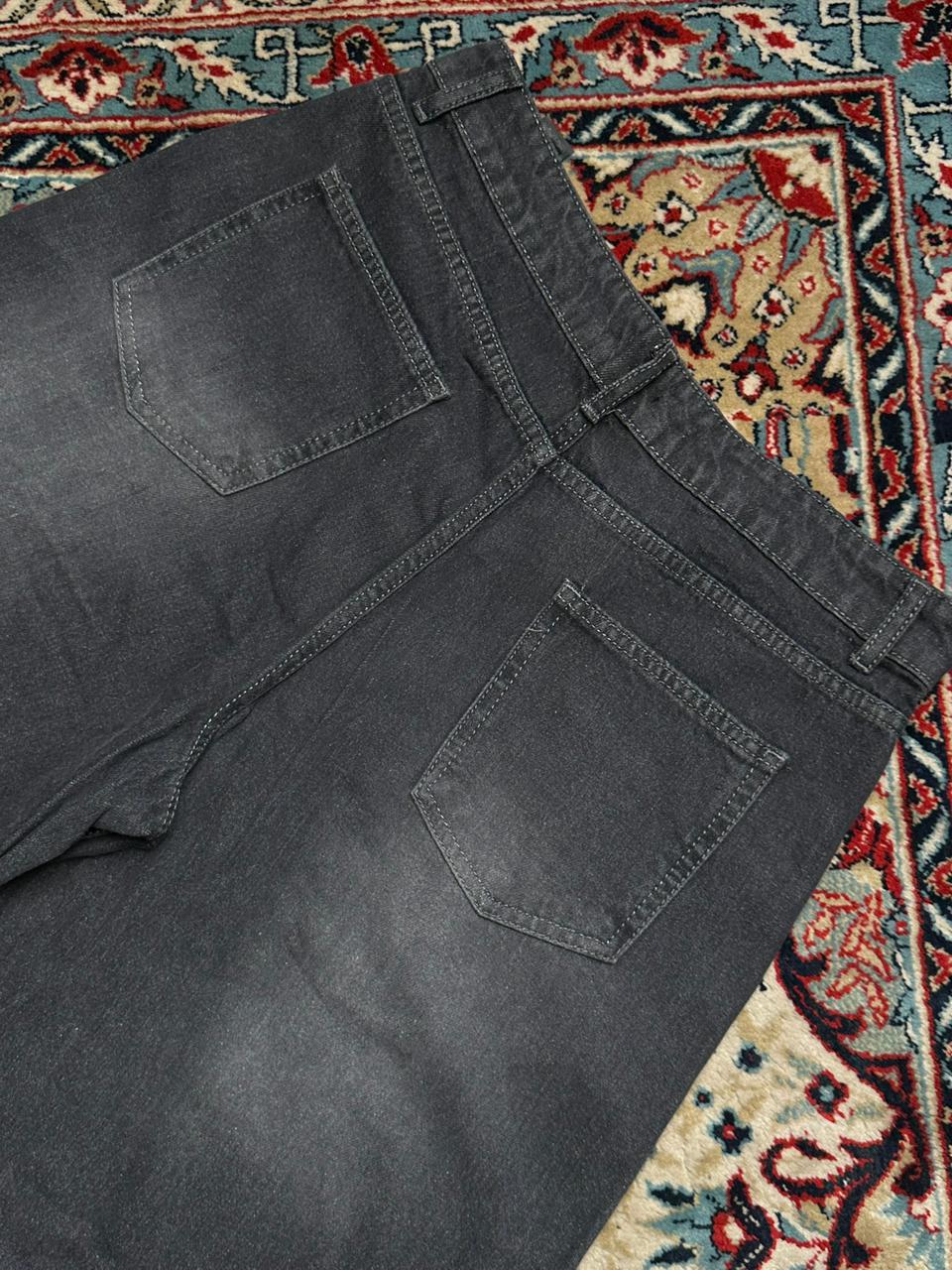 BOOHOO MAN WASHED DARK GREY BAGGY PANTS