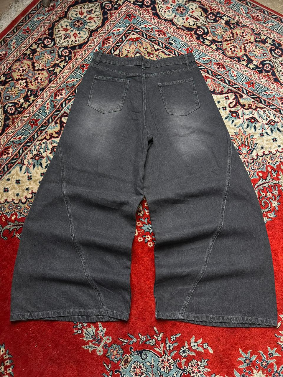 BOOHOO MAN WASHED DARK GREY BAGGY PANTS