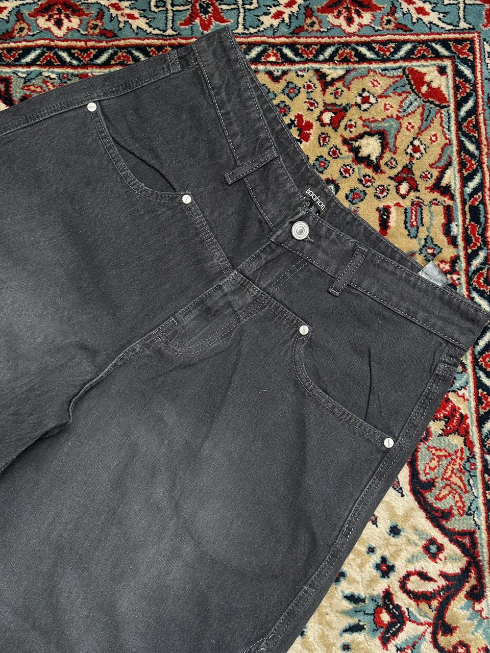 BOOHOO MAN WASHED DARK GREY BAGGY PANTS