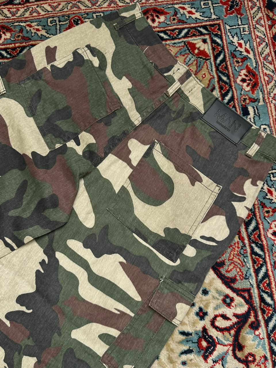 BOOHOO MAN CAMO Baggy Studded CARGOS