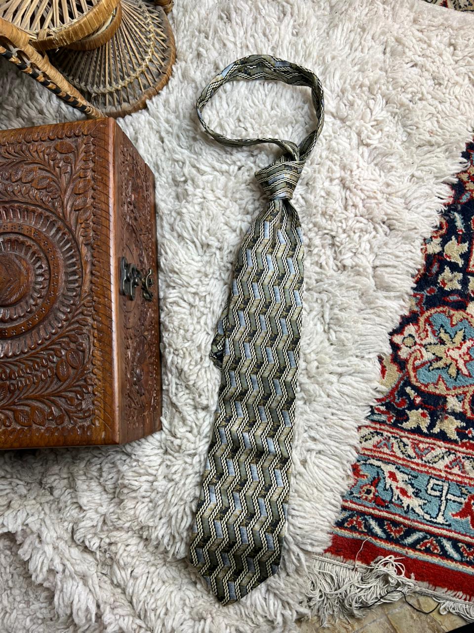 Silkworm London Tie