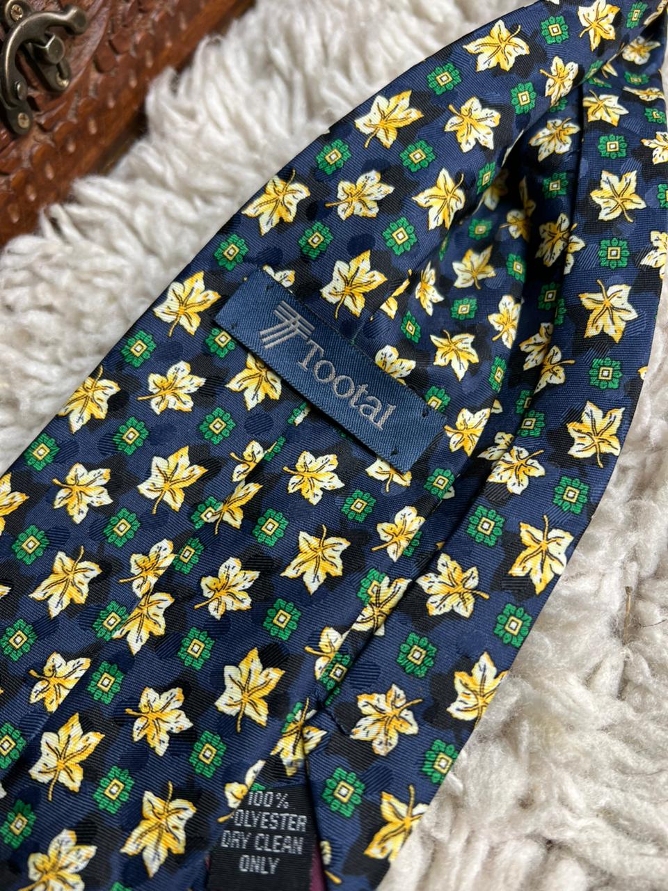 Tootal Vintage Navy Blue Leaf and Geometric Pattern Tie