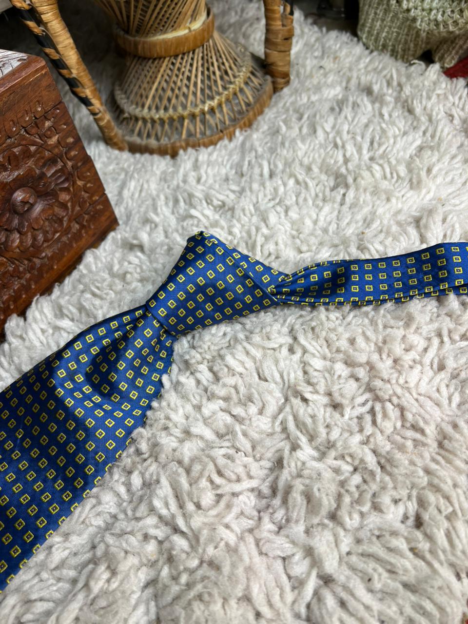 Emilio Casucci Italy Pure Silk Geometric Print Tie
