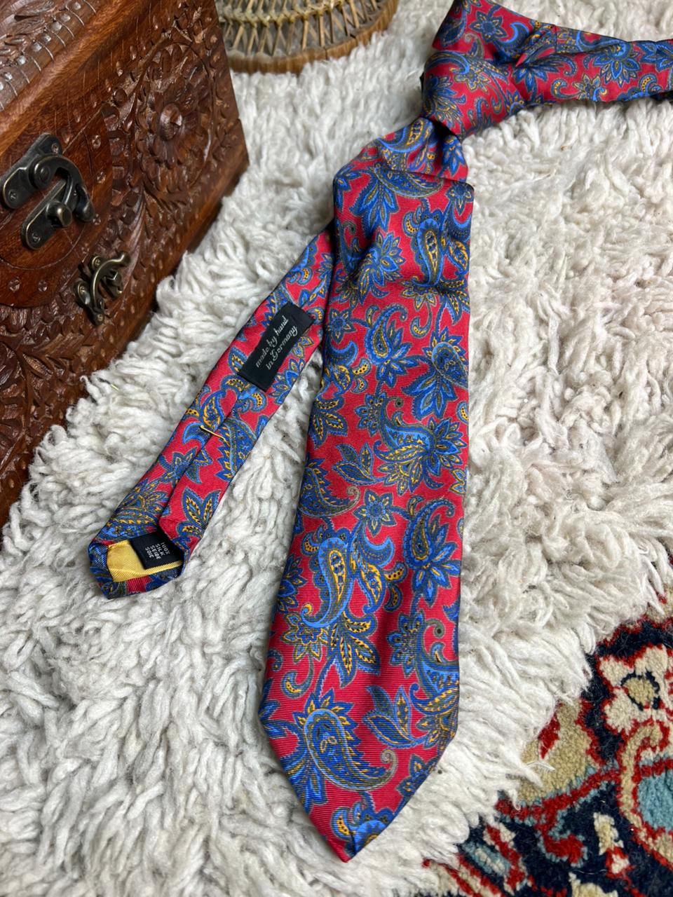 Ascot Handcrafted Silk Paisley Tie