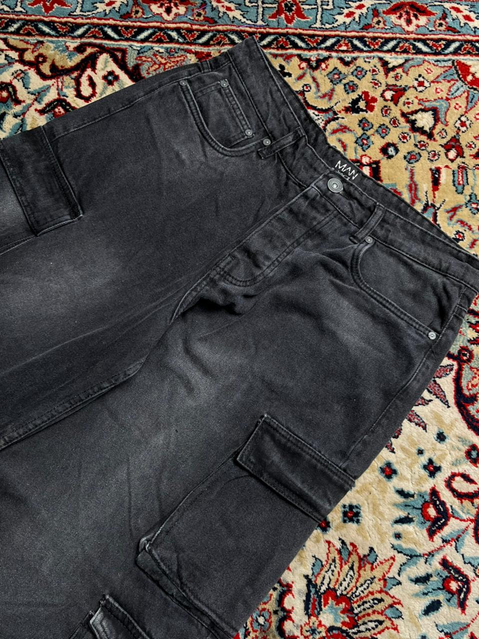 boohooMAN Washed Black Wide Leg Cargo Pants