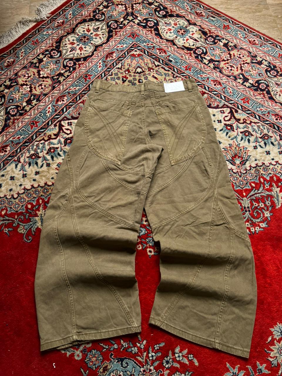 boohooMAN Men’s Khaki Brown Floral Embroidered Baggy Jeans