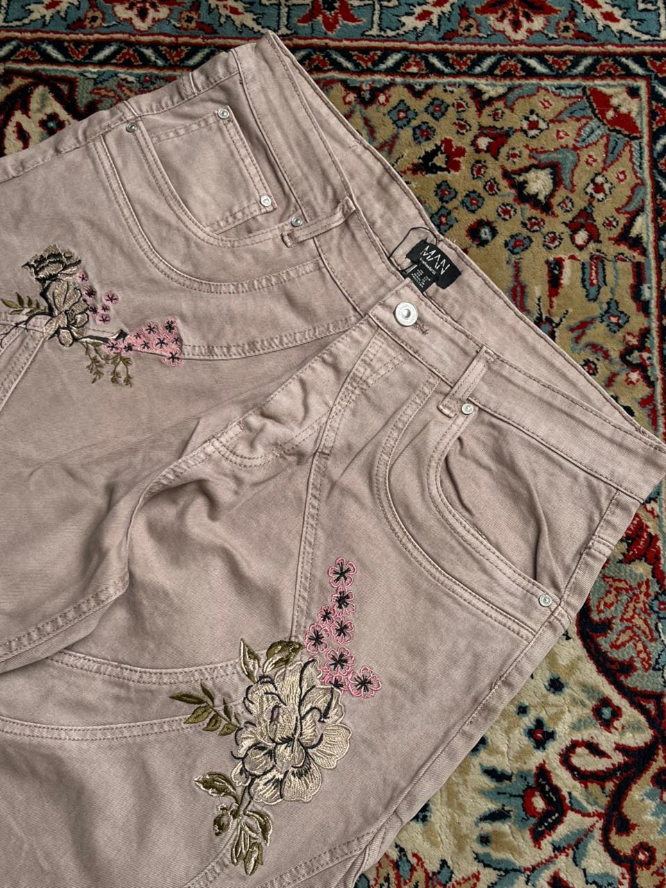 boohooMAN Baggy Floral Embroidered Jeans