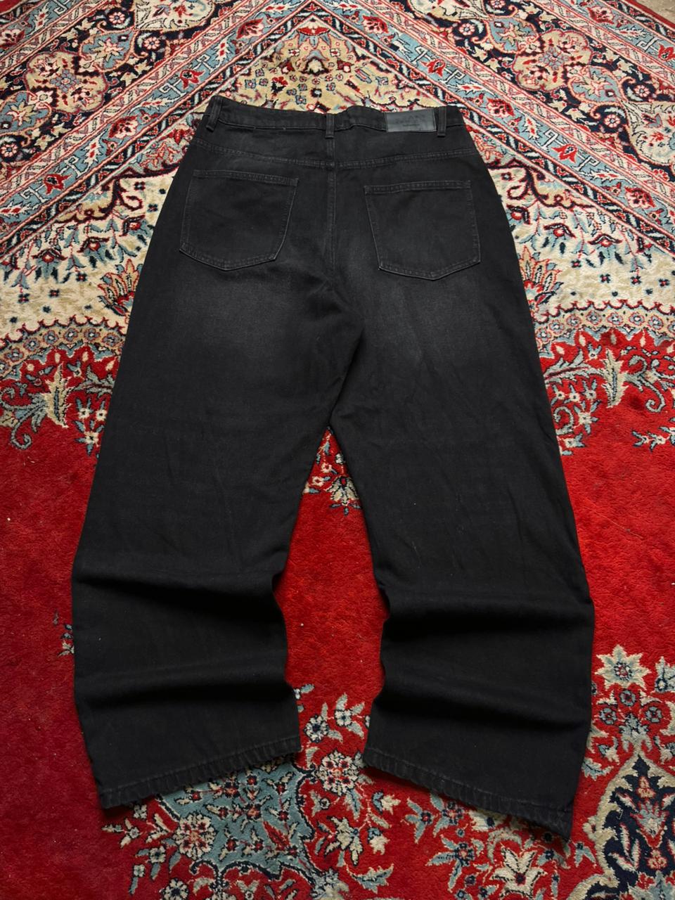 boohooMAN Black Baggy Pants