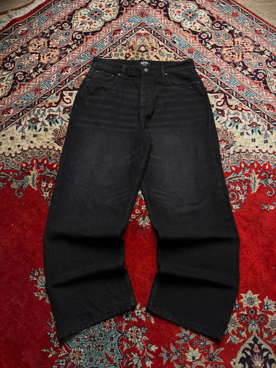 boohooMAN Black Baggy Pants