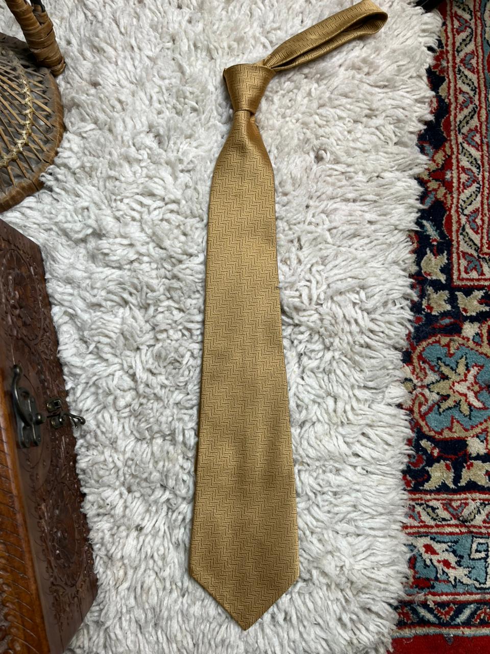 St Michael M&S Mustard Gold Men’s Tie Textured Zig Zag Chevron Pattern