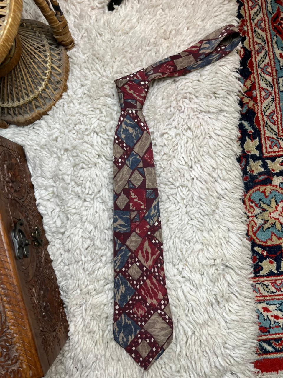 Vintage Abstract Geometric Silk Tie Mens Burgundy Red Blue Hand Tailored USA