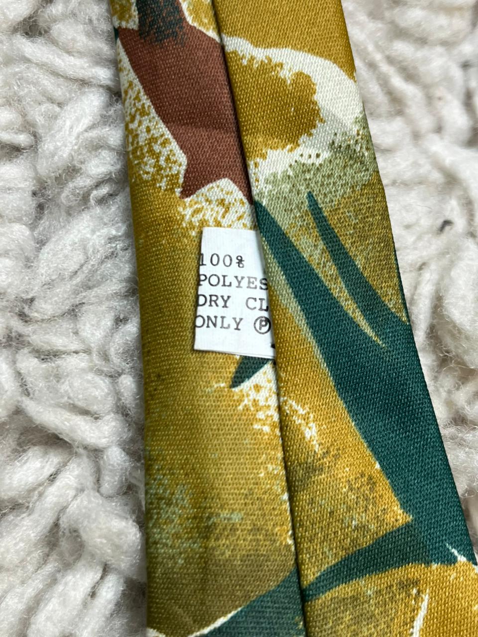 Nashville Abstract Floral Geometric Retro 70s design Gold Green Tie