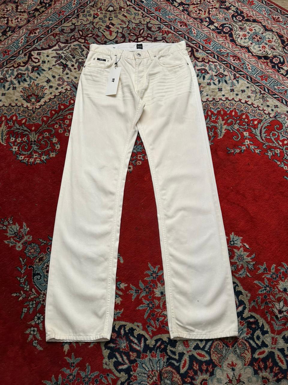 HUGO BOSS RELAXED FIT CREAM COLORED NON-Stretch Sturdy JEANS