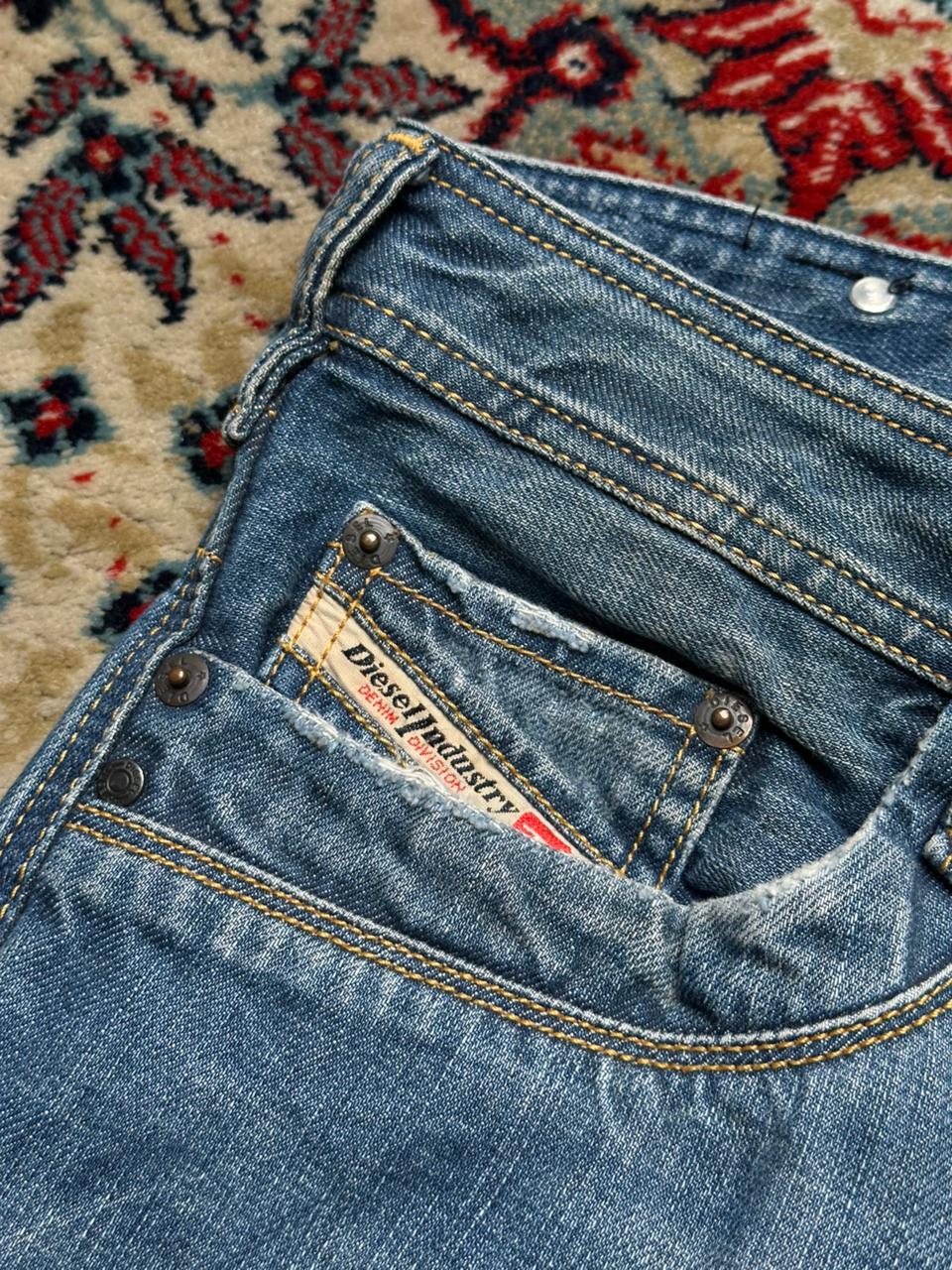 DIESEL TIMMEN(STRAIGHT FIT) NON-STRETCH DENIM PANTS