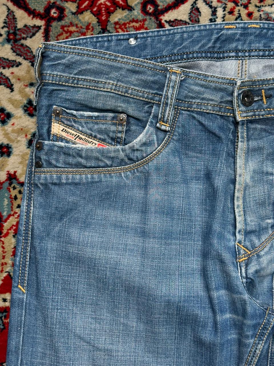 DIESEL TIMMEN(STRAIGHT FIT) NON-STRETCH DENIM PANTS