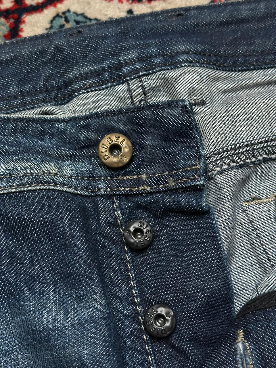 DIESEL BRAVEFORT(STRAIGHT-CARROT FIT) WASHED INDIGO SUPER STURDY DENIM PANTS