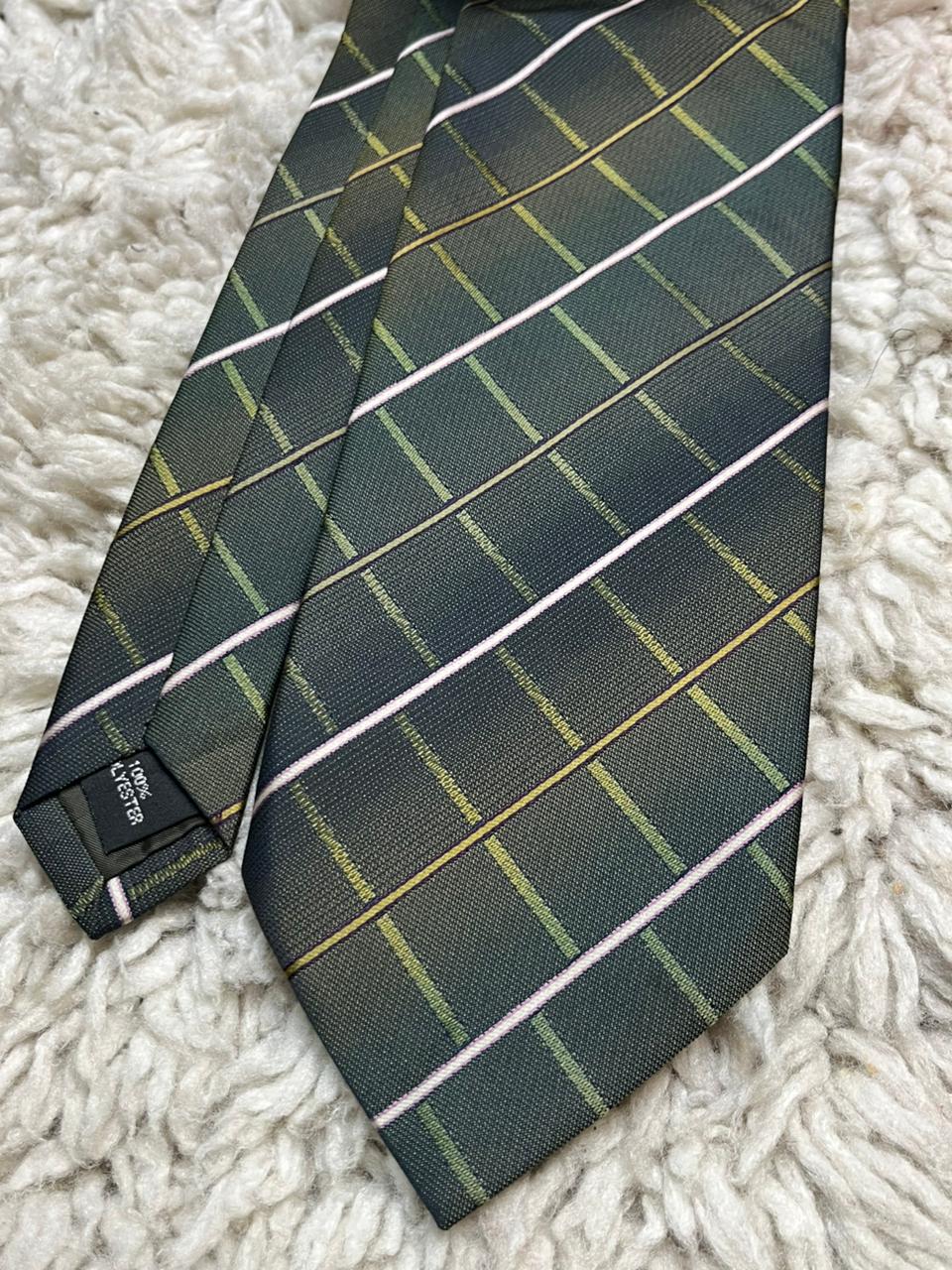 Montagut Men's Tie Green Plaid Check Pattern 100% Polyester