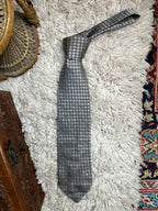 Metropolitan View Men's Silk Tie Silver Gray Plaid Check Pattern