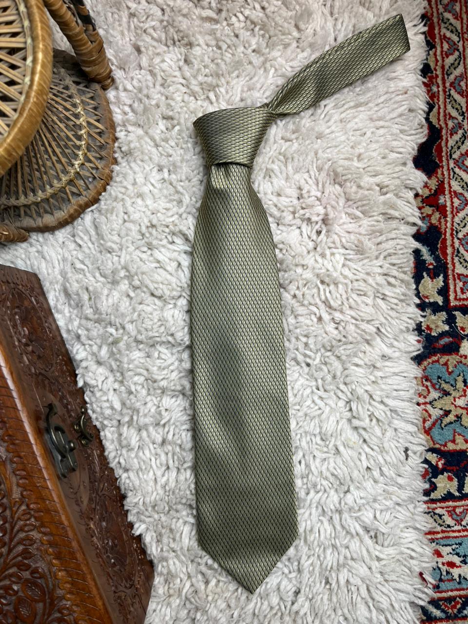 Montagu Men's Tie Gold Olive Green Geometric Woven Pattern 100% Polyester