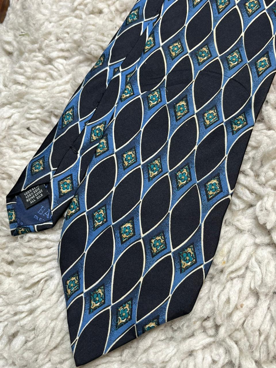 BAUMLER Mens Tie Silk Geometric Diamond Medallion Necktie