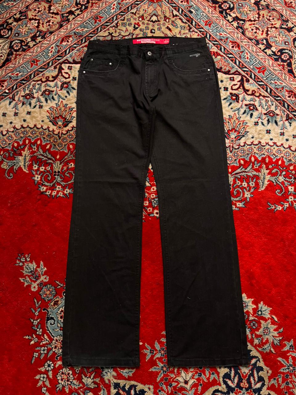 SOUTHERN DENIM Straight Fit Jet Black Pants