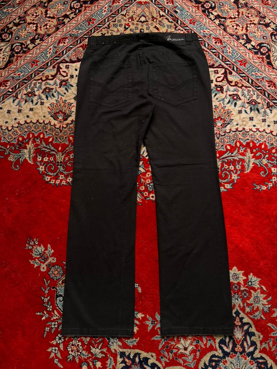 SOUTHERN DENIM Straight Fit Jet Black Pants