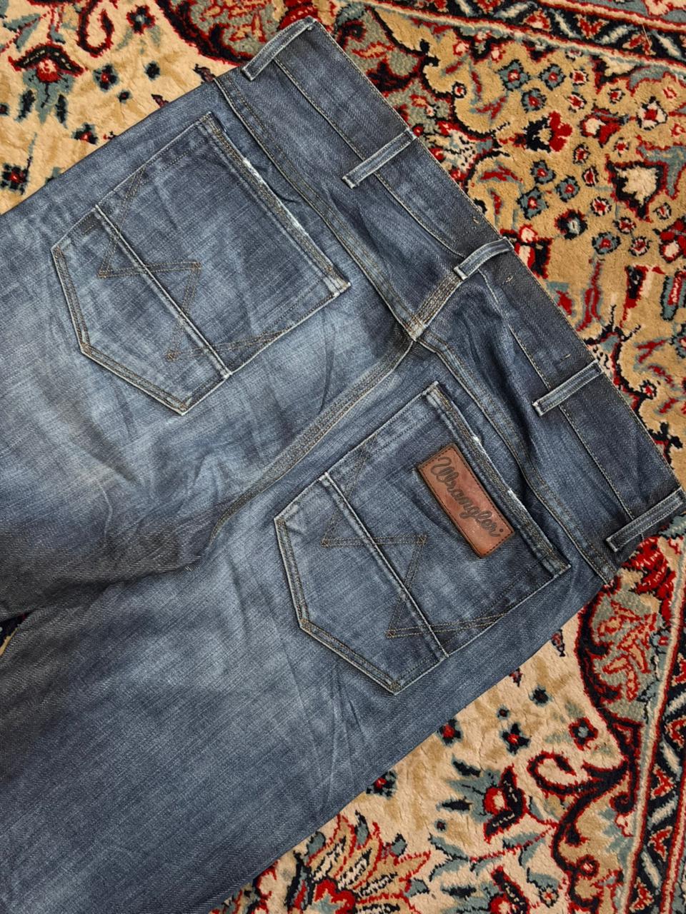 Wrangler Ben STRAIGHT FIT WASHED INDIGO JEANS