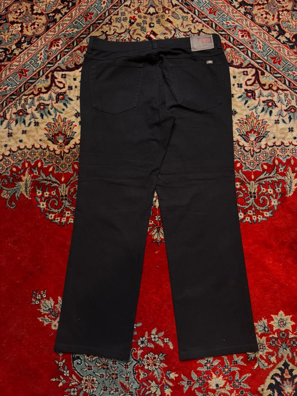 Mustang Tramper Fit(STRAIGHT FIT) Jet Black Jeans