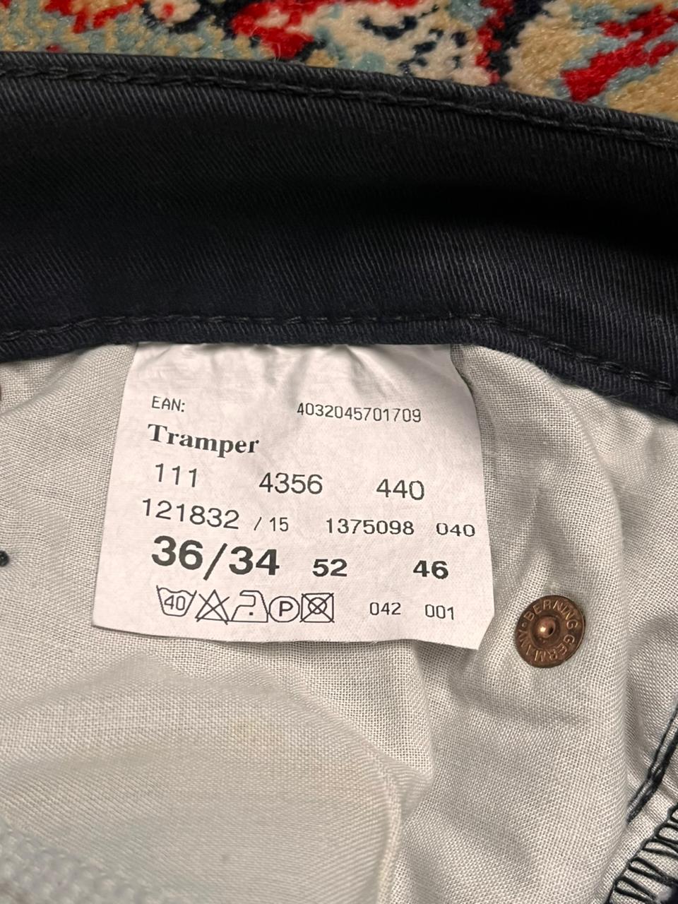 Mustang Tramper Fit(STRAIGHT FIT) Jet Black Jeans