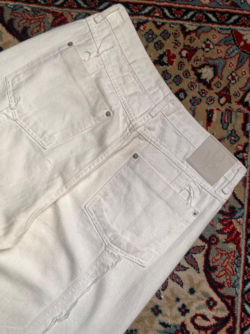 Develop Korea Distressed Straight Fit Jeans