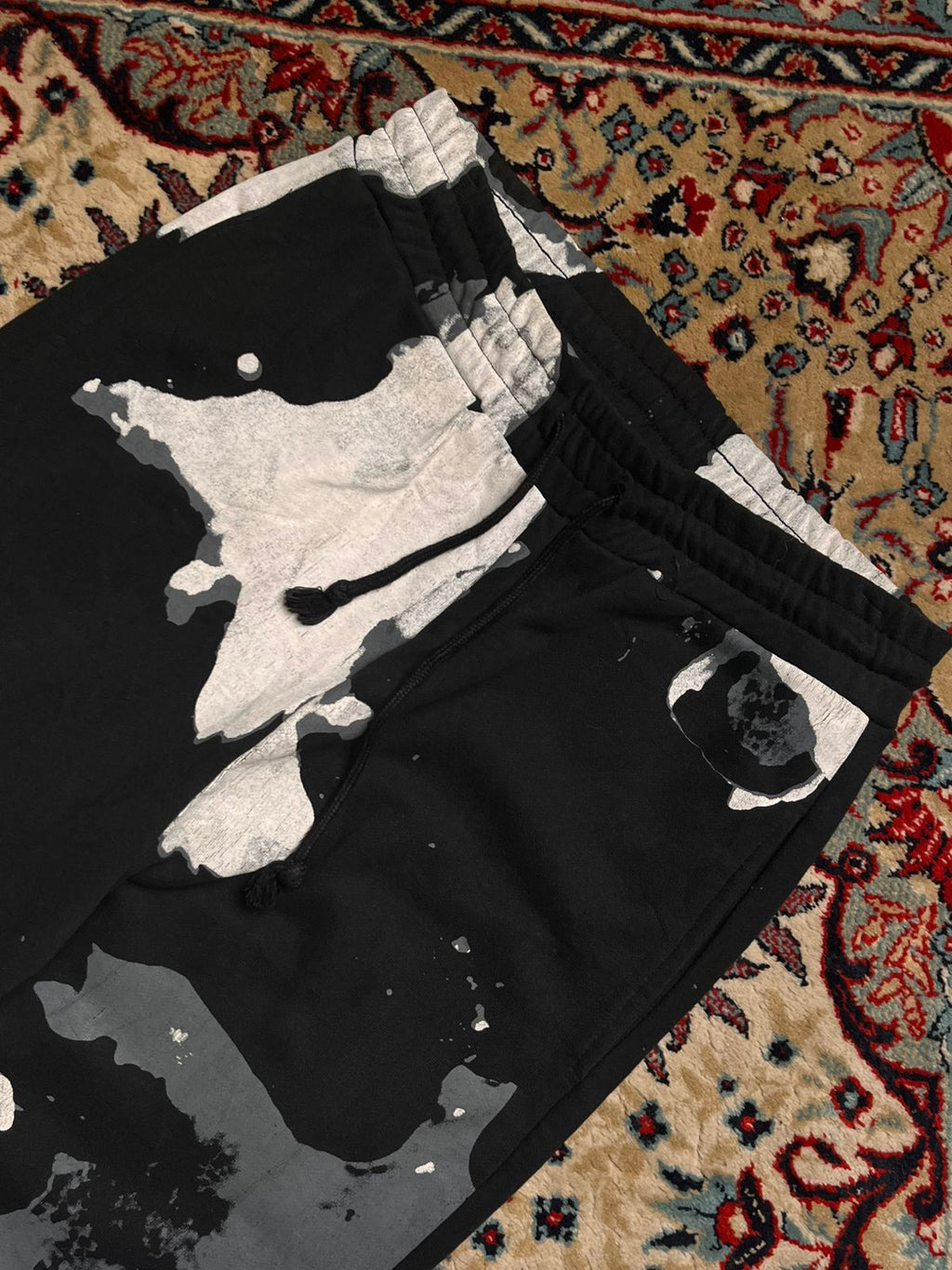 Off-White Paint All Over Slim-STRAIGHT FIT Sweatpants