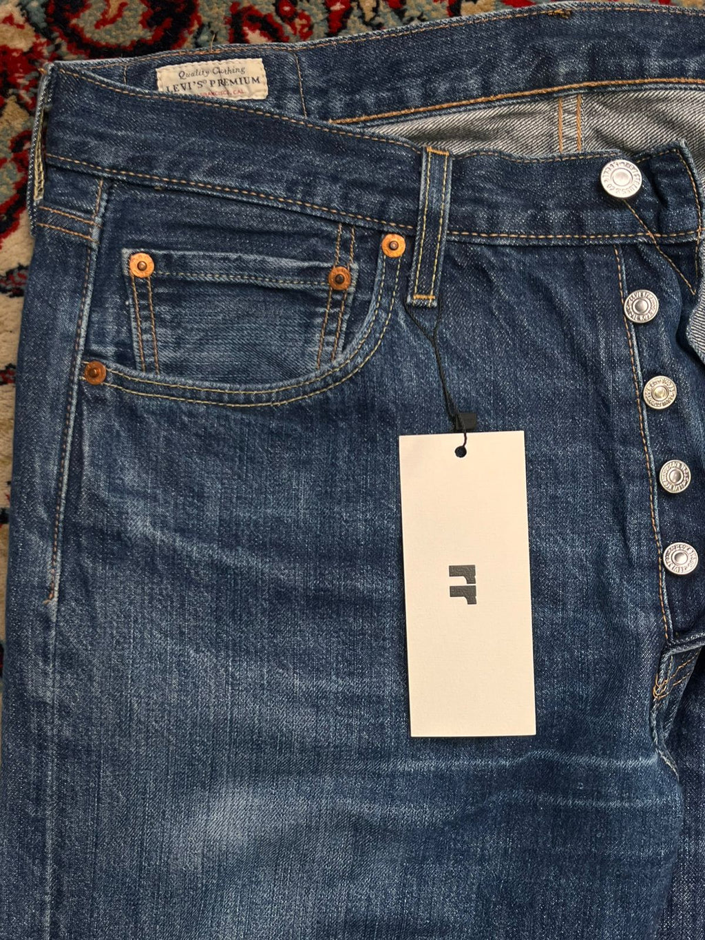 Levi’s 501 Premium Blue Straight FIT Jeans